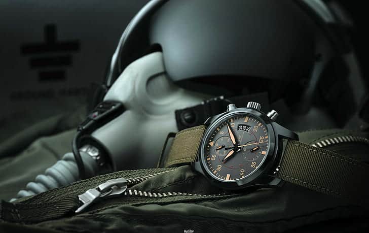 What is the best size for a pilot watch?